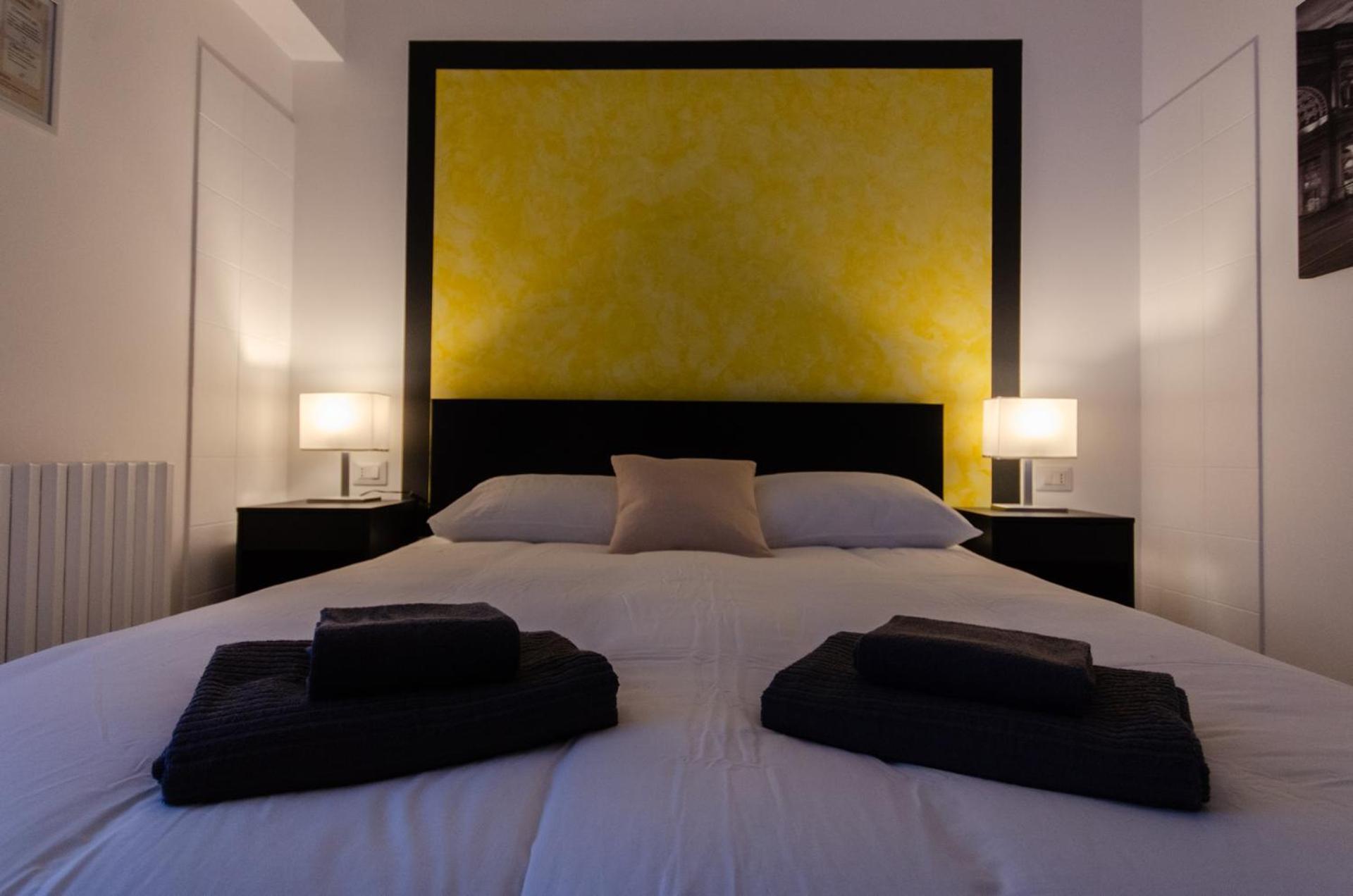 Yellow Room Milánó Kültér fotó